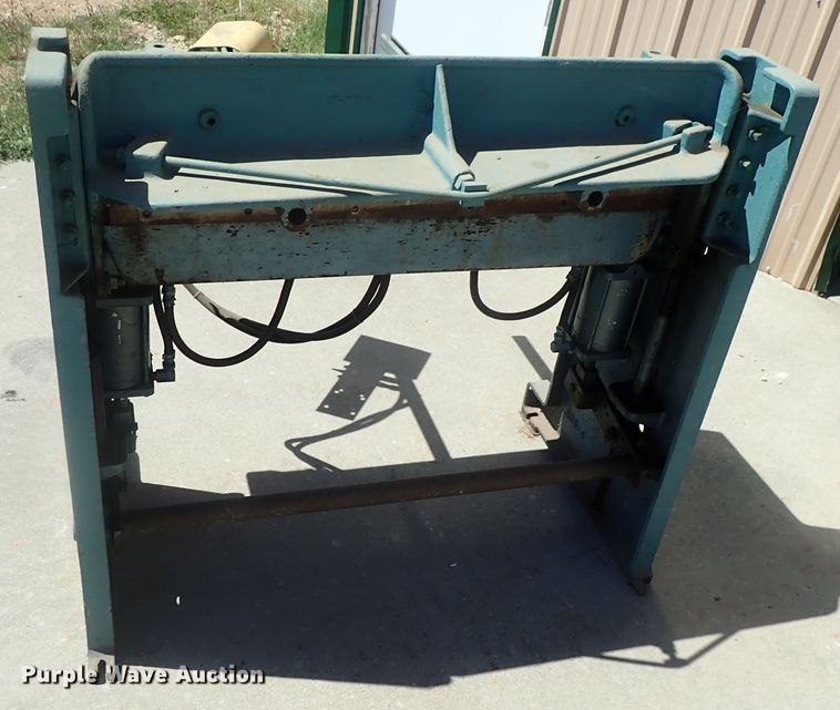 image for item GR9081 Famco 636 pneumatic shear