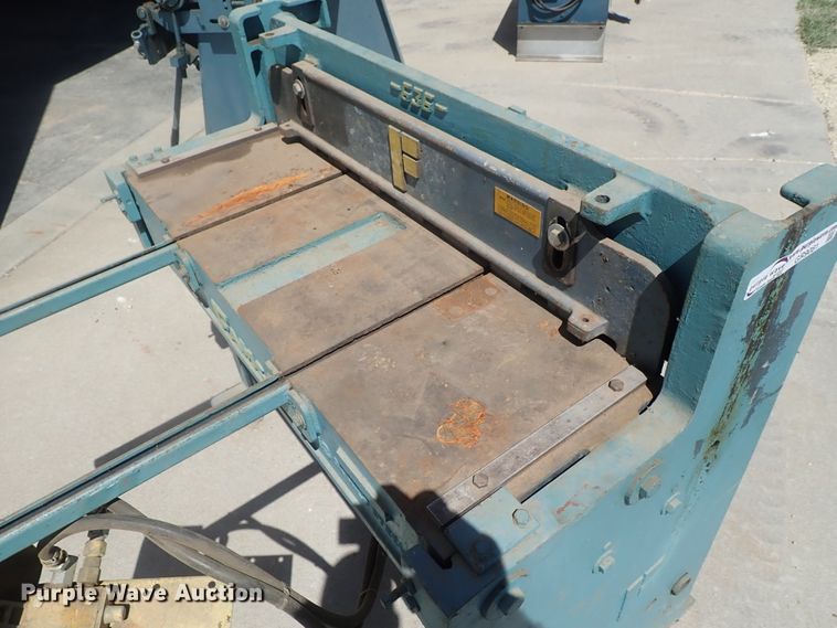 image for item GR9081 Famco 636 pneumatic shear