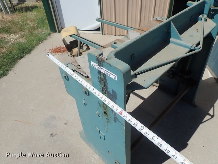 image for item GR9081 Famco 636 pneumatic shear