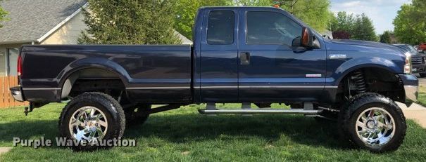 image for item GV9027 2006 Ford F350 Super Duty XLT  SuperCab pickup truck