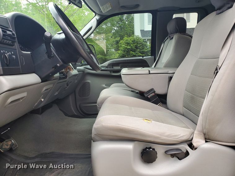 image for item GV9027 2006 Ford F350 Super Duty XLT  SuperCab pickup truck