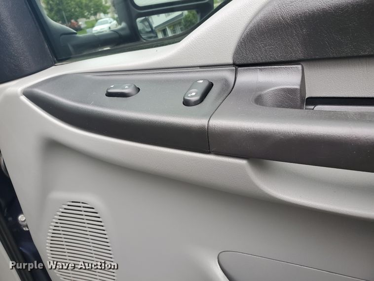 image for item GV9027 2006 Ford F350 Super Duty XLT  SuperCab pickup truck