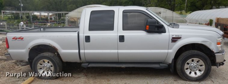 image for item GW9094 2008 Ford F350 Super Duty  Crew Cab pickup truck
