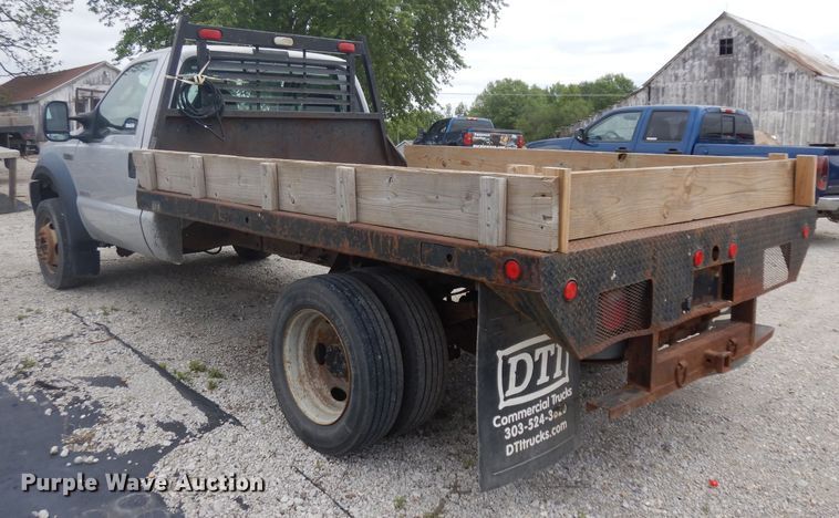image for item GW9095 2006 Ford F450 Super Duty  flatbed truck
