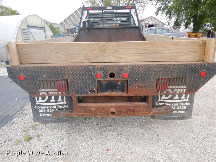 image for item GW9095 2006 Ford F450 Super Duty  flatbed truck
