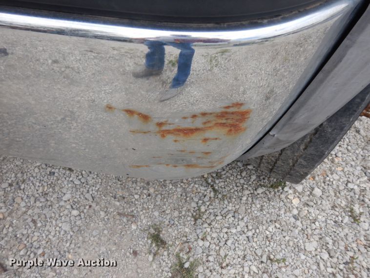 image for item GW9095 2006 Ford F450 Super Duty  flatbed truck