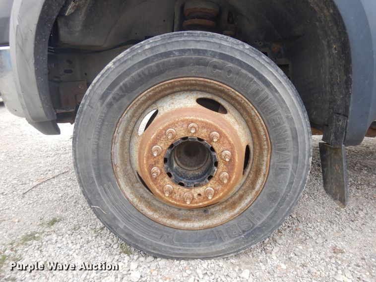 image for item GW9095 2006 Ford F450 Super Duty  flatbed truck