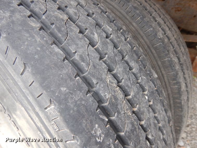 image for item GW9095 2006 Ford F450 Super Duty  flatbed truck