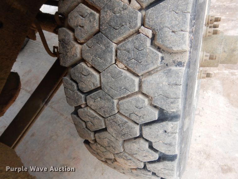 image for item GW9473 1999 Ford F250 Super Duty SuperCab pickup truck