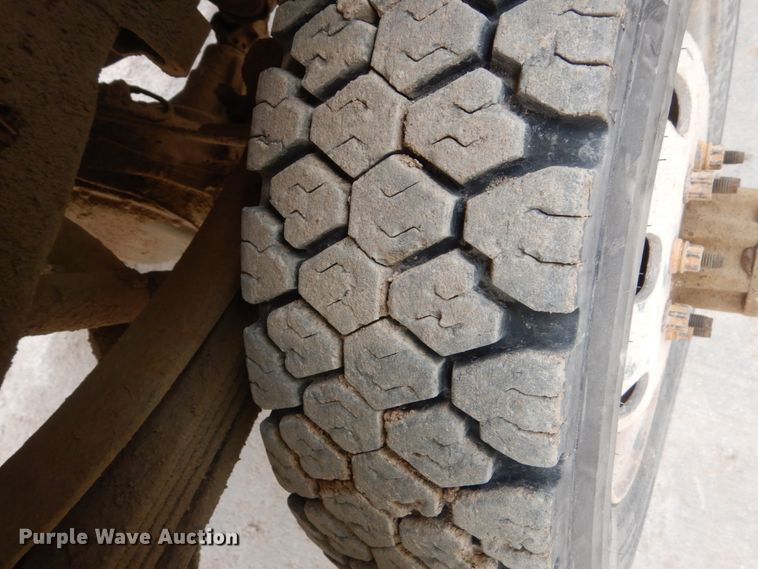 image for item GW9473 1999 Ford F250 Super Duty SuperCab pickup truck