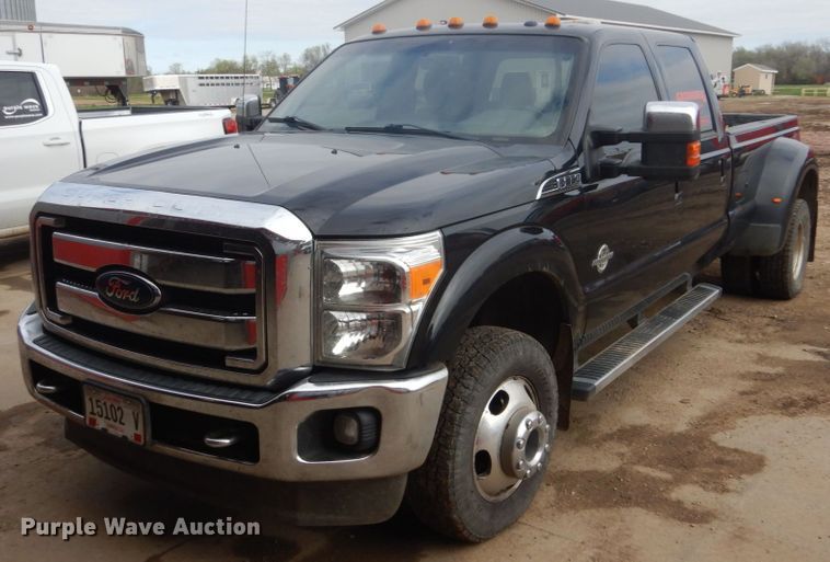 image for item GW9864 2012 Ford F350 Super Duty  Crew Cab pickup truck