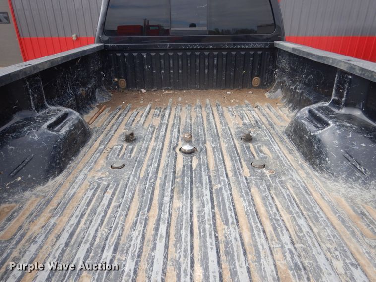 image for item GW9864 2012 Ford F350 Super Duty  Crew Cab pickup truck