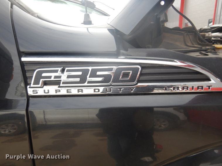 image for item GW9864 2012 Ford F350 Super Duty  Crew Cab pickup truck