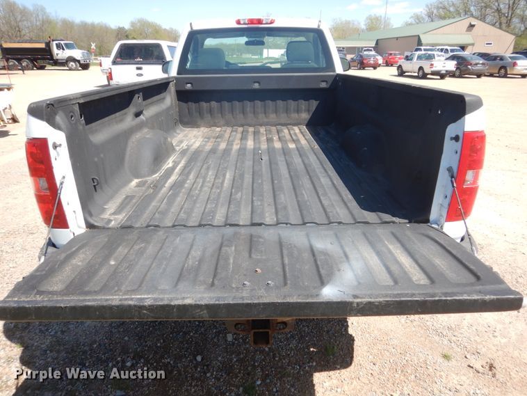 image for item GW9884 2011 Chevrolet Silverado 3500  pickup truck