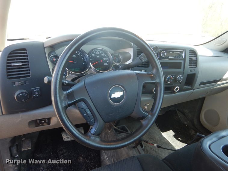 image for item GW9884 2011 Chevrolet Silverado 3500  pickup truck