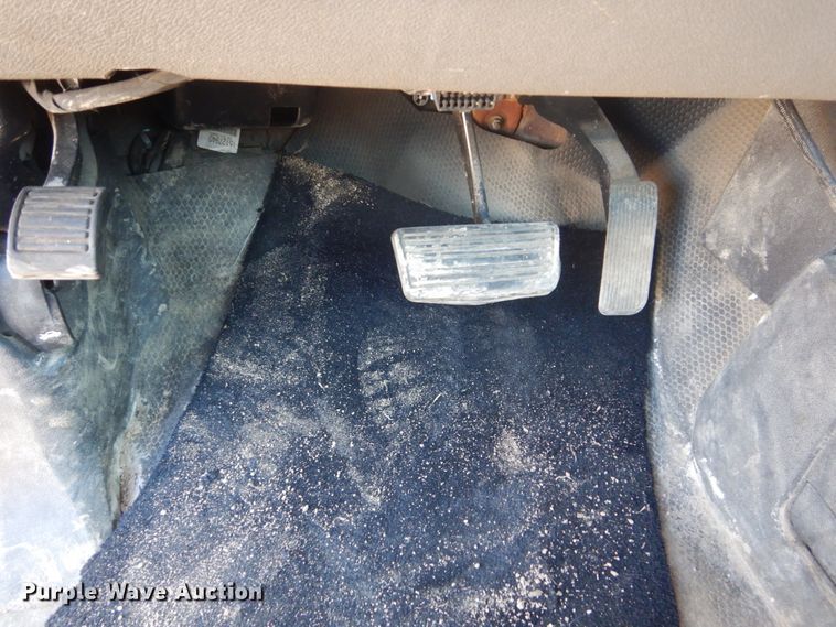 image for item GW9884 2011 Chevrolet Silverado 3500  pickup truck