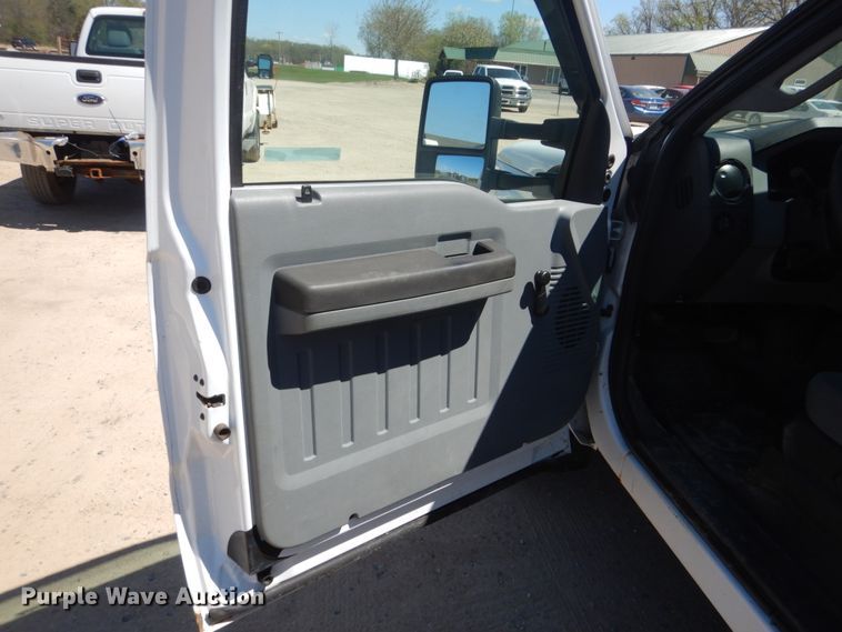 image for item GW9885 2011 Ford F250 Super Duty  SuperCab pickup truck