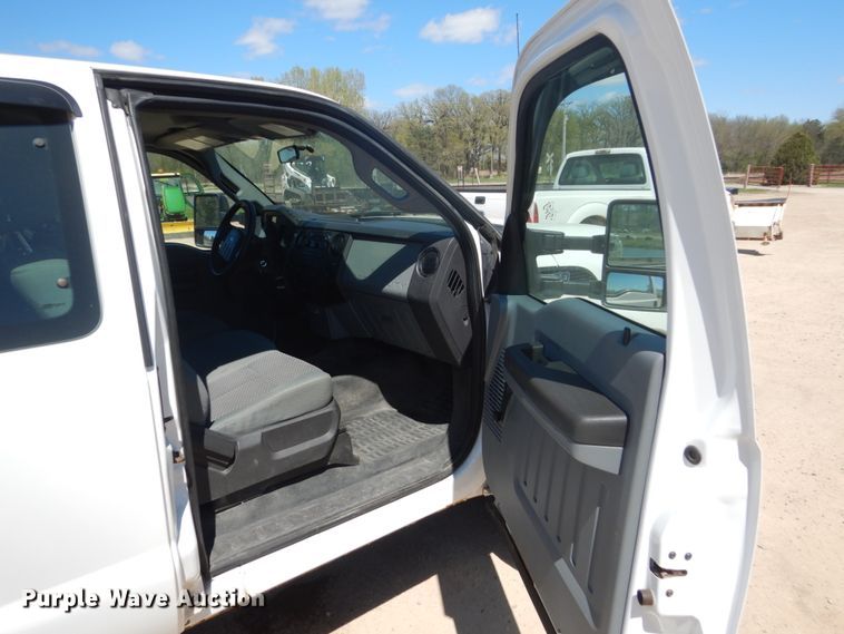 image for item GW9885 2011 Ford F250 Super Duty  SuperCab pickup truck