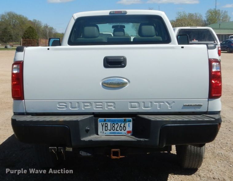 image for item GW9886 2013 Ford F350 Super Duty  pickup truck