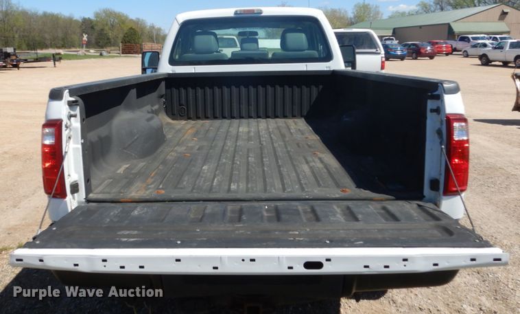 image for item GW9886 2013 Ford F350 Super Duty  pickup truck