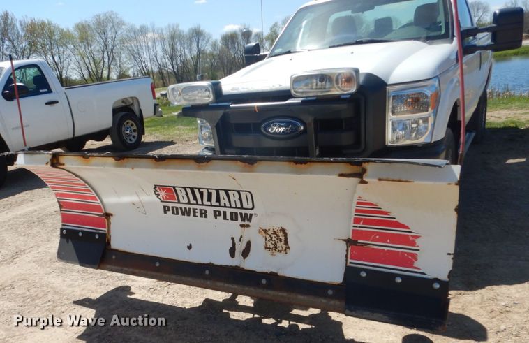 image for item GW9886 2013 Ford F350 Super Duty  pickup truck