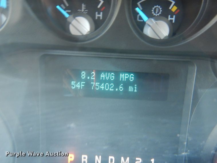 image for item GW9886 2013 Ford F350 Super Duty  pickup truck