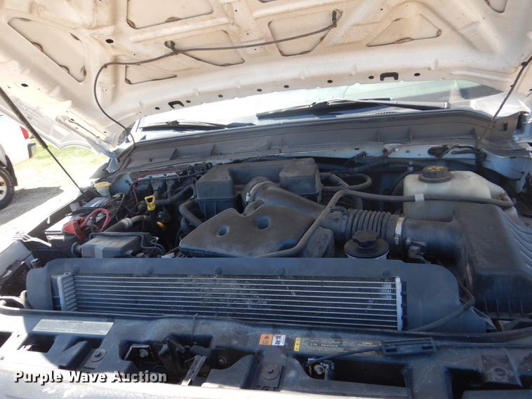 image for item GW9886 2013 Ford F350 Super Duty  pickup truck