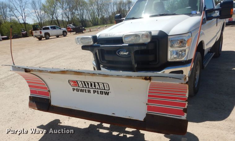 image for item GW9887 2013 Ford F350 Super Duty  pickup truck