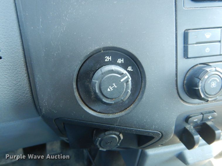 image for item GW9887 2013 Ford F350 Super Duty  pickup truck