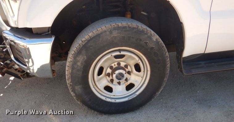 image for item GW9887 2013 Ford F350 Super Duty  pickup truck