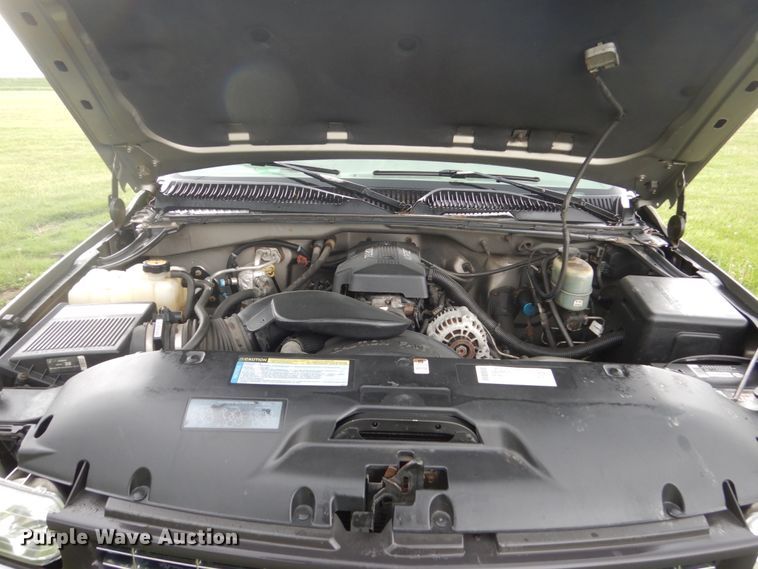 image for item GW9919 2000 Chevrolet Silverado 2500  Ext. Cab pickup truck