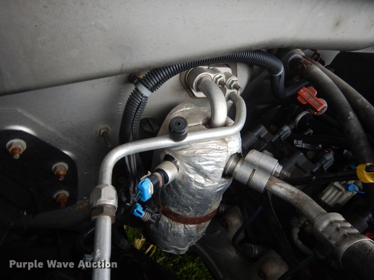 image for item GW9919 2000 Chevrolet Silverado 2500  Ext. Cab pickup truck