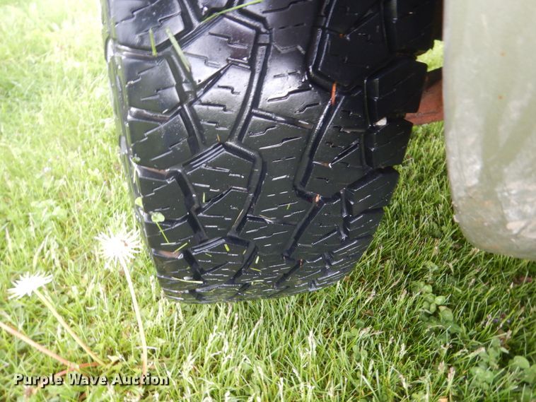 image for item GW9919 2000 Chevrolet Silverado 2500  Ext. Cab pickup truck