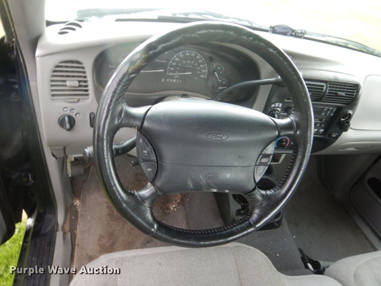 image for item GW9920 2000 Ford Ranger  SuperCab pickup truck