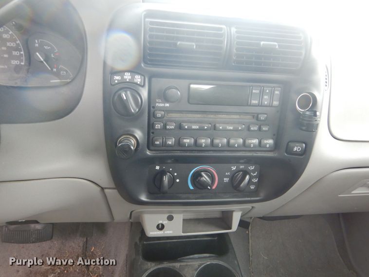 image for item GW9920 2000 Ford Ranger  SuperCab pickup truck