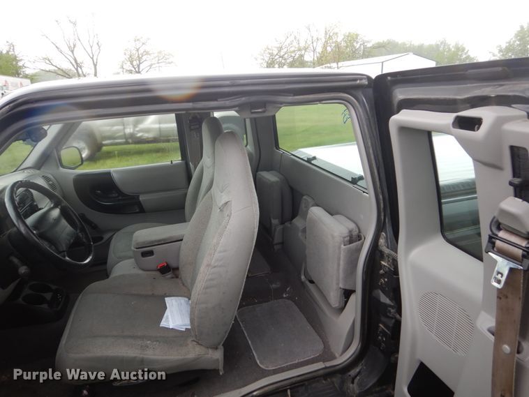 image for item GW9920 2000 Ford Ranger  SuperCab pickup truck