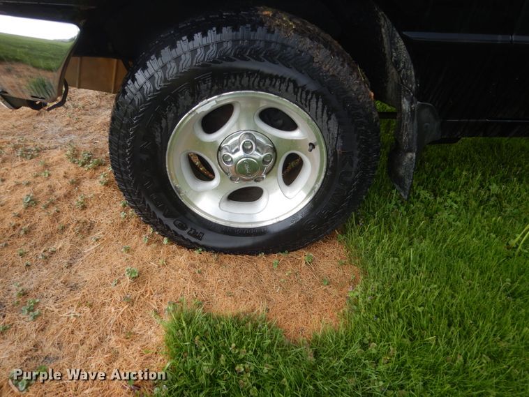 image for item GW9920 2000 Ford Ranger  SuperCab pickup truck