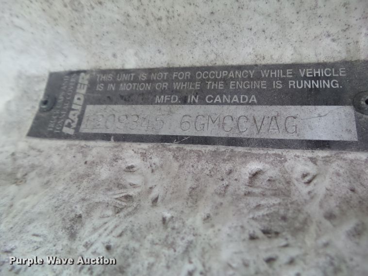 image for item GX9063 2004 Chevrolet Silverado 1500  Crew Cab pickup truck