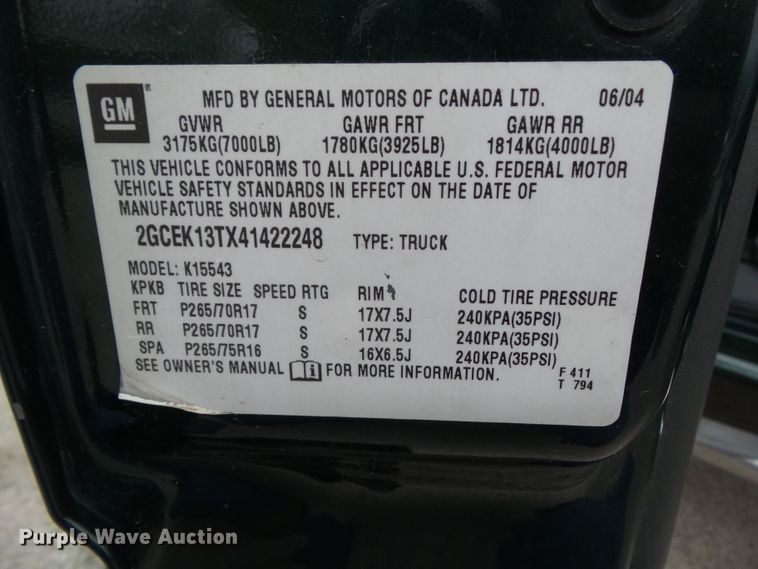 image for item GX9063 2004 Chevrolet Silverado 1500  Crew Cab pickup truck