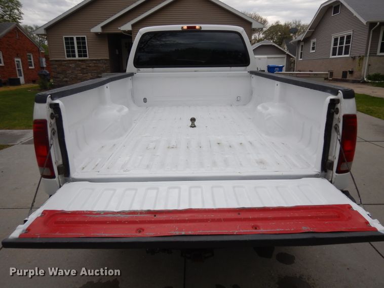 image for item GY9207 2005 Ford F250 Super Duty  SuperCab pickup truck