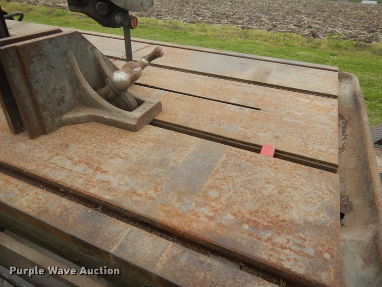 image for item GY9212 Armstrong-Blum 8/MG1 bandsaw