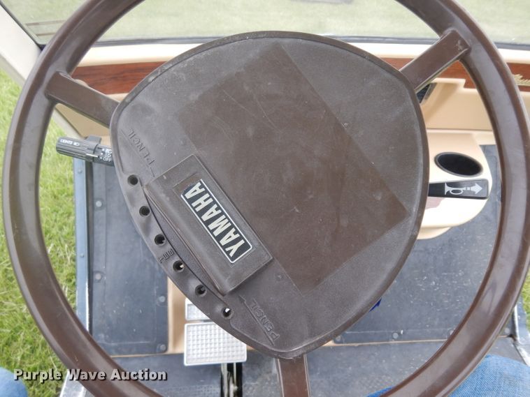 image for item GY9213 1986 Yamaha G3 Sunclassic golf cart