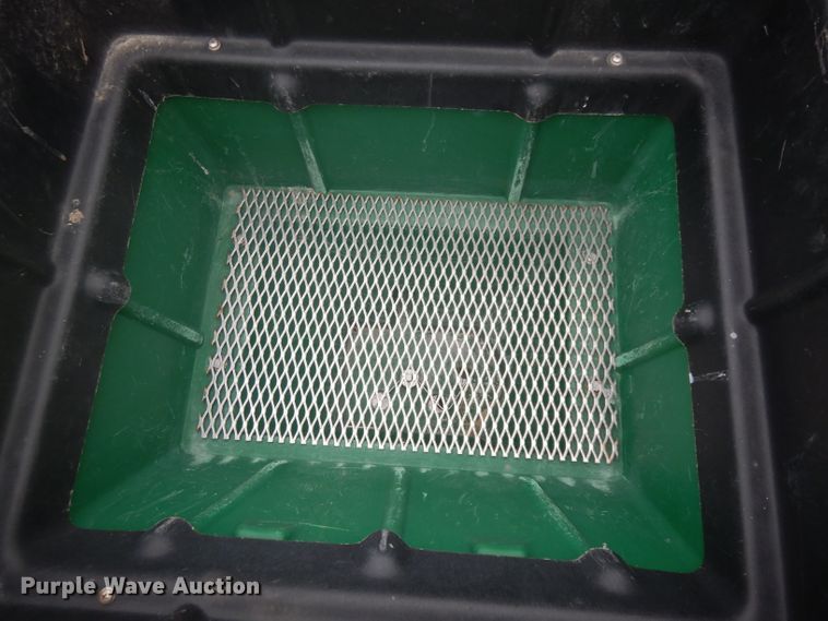 image for item GY9214 Lesco spreader