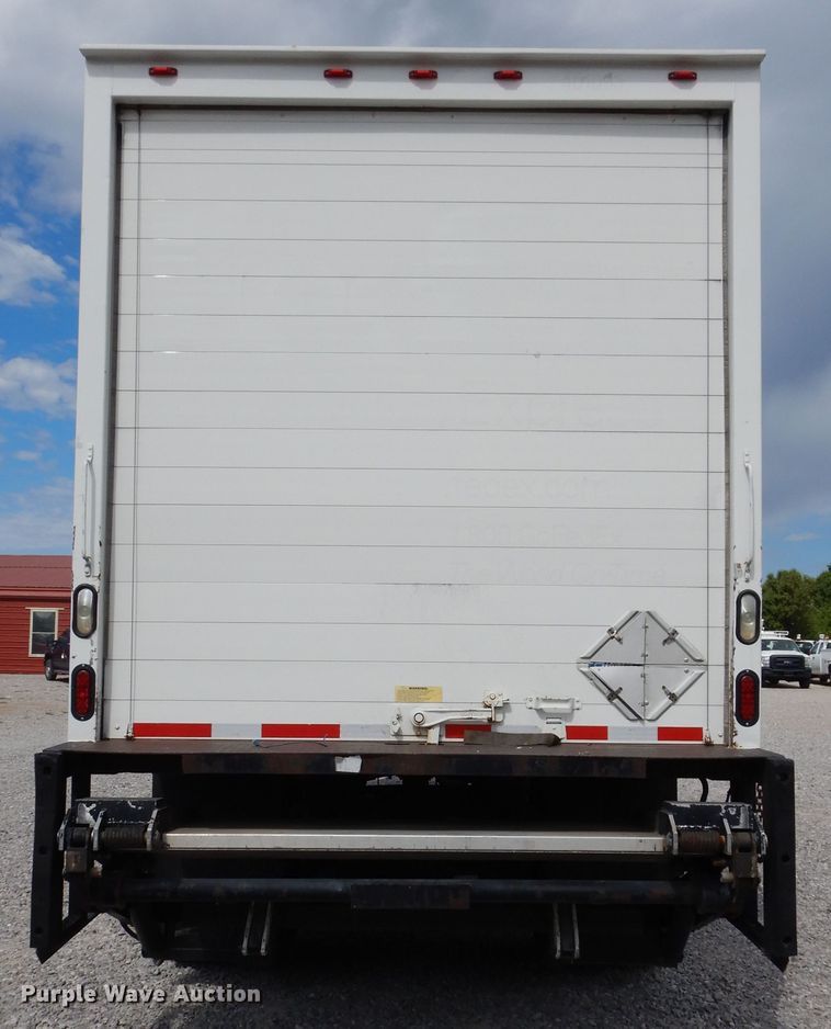 image for item HA9139 1998 Freightliner FL70  box truck