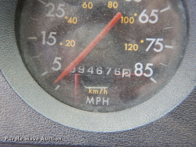 image for item HA9139 1998 Freightliner FL70  box truck