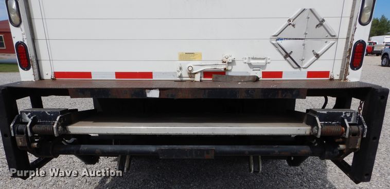 image for item HA9139 1998 Freightliner FL70  box truck