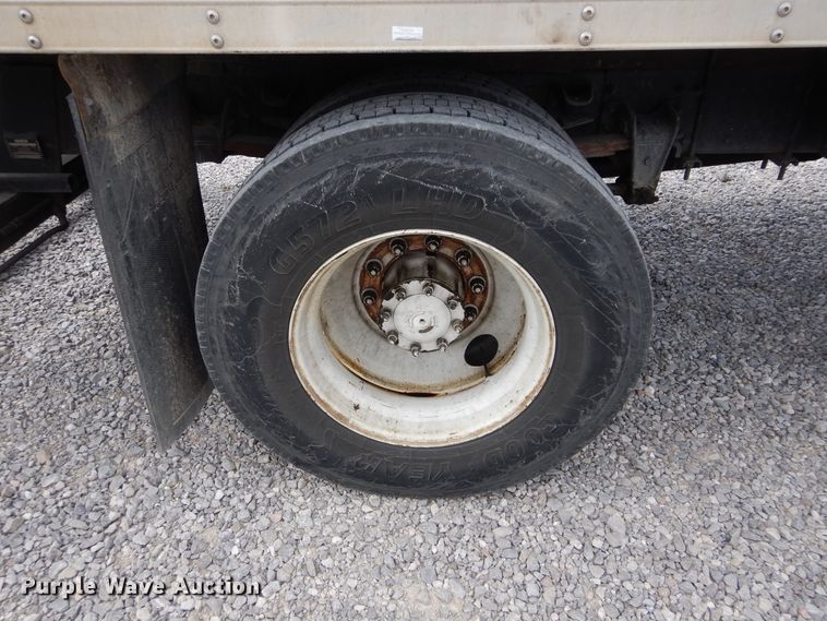 image for item HA9139 1998 Freightliner FL70  box truck