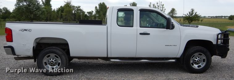 image for item HA9141 2013 Chevrolet Silverado 2500HD  Ext. Cab pickup truck