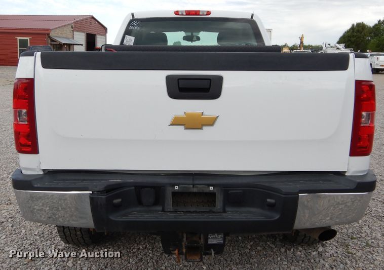 image for item HA9141 2013 Chevrolet Silverado 2500HD  Ext. Cab pickup truck