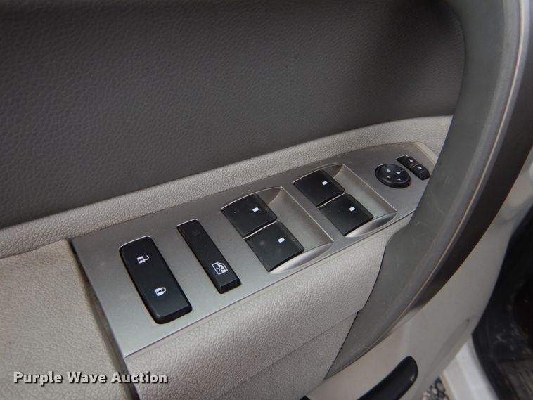 image for item HA9141 2013 Chevrolet Silverado 2500HD  Ext. Cab pickup truck